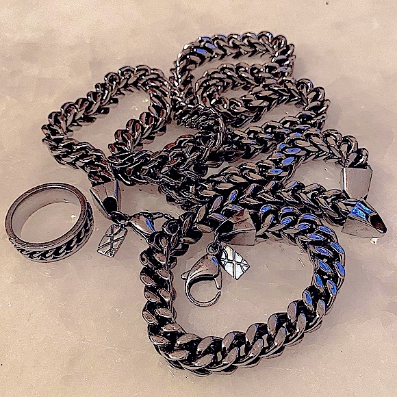 Set 3-pic Cuban links chain .... - Picture 3 of 17